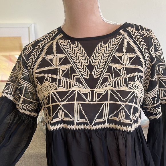 Black sheer silk Sundance top with cream embroidery. Size S - Picture 2 of 6